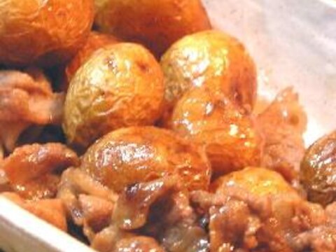 揚げ新じゃがと豚肉の煮もの